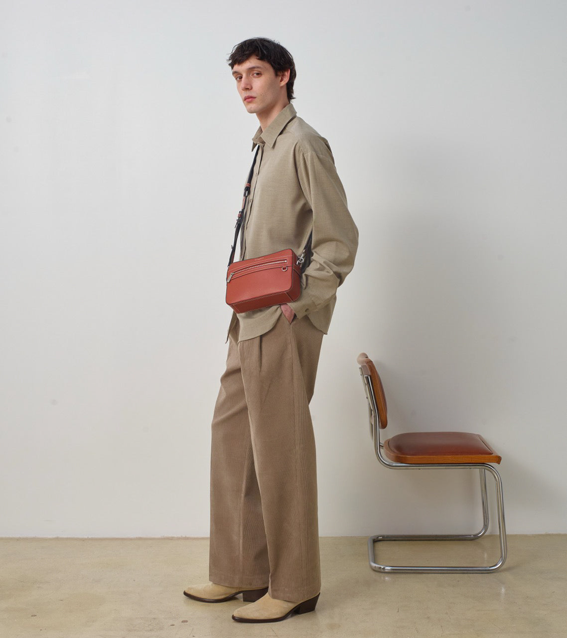 Emile camera bag in grained leather