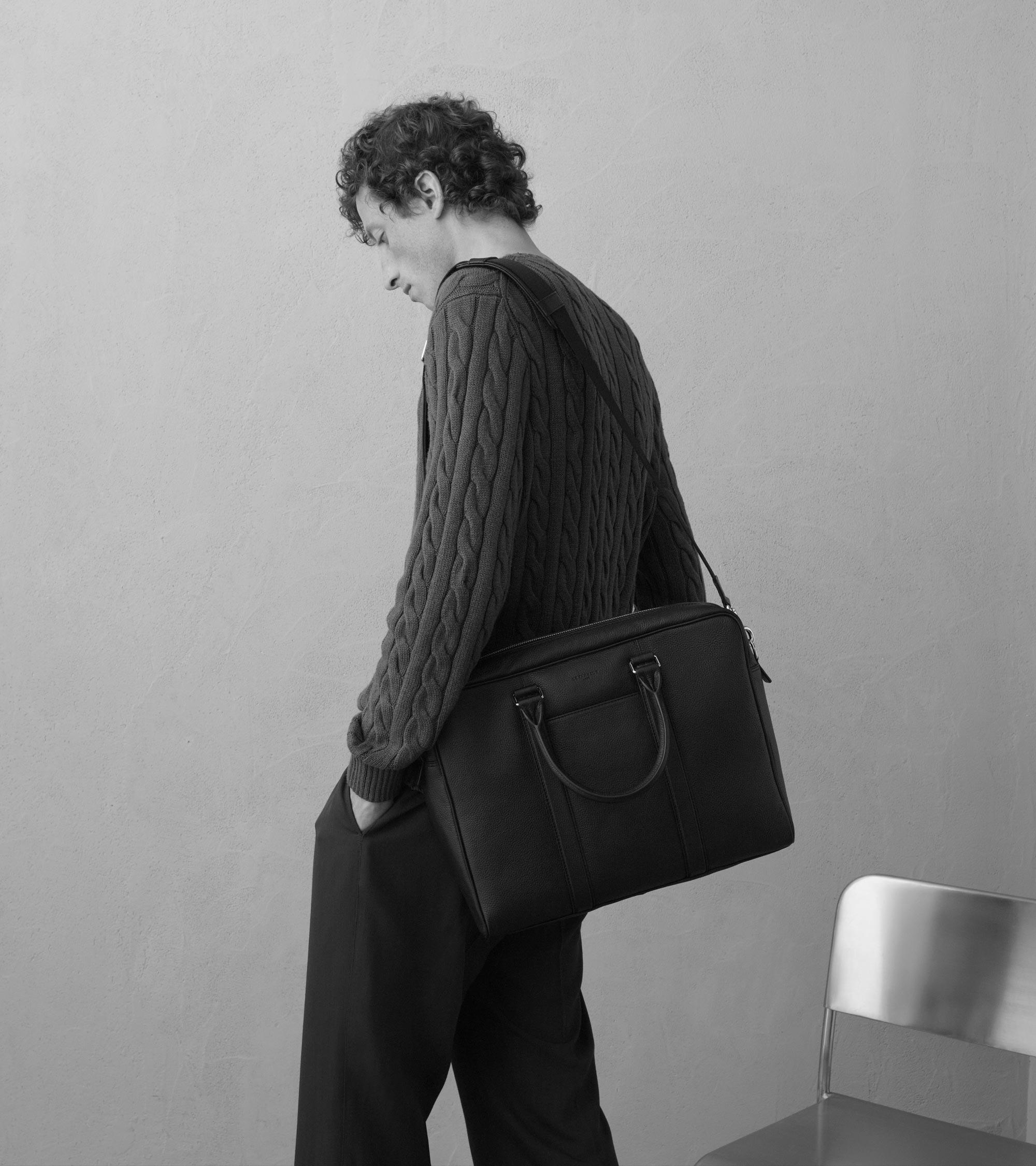 Charles 17" briefcase in grained leather medium size