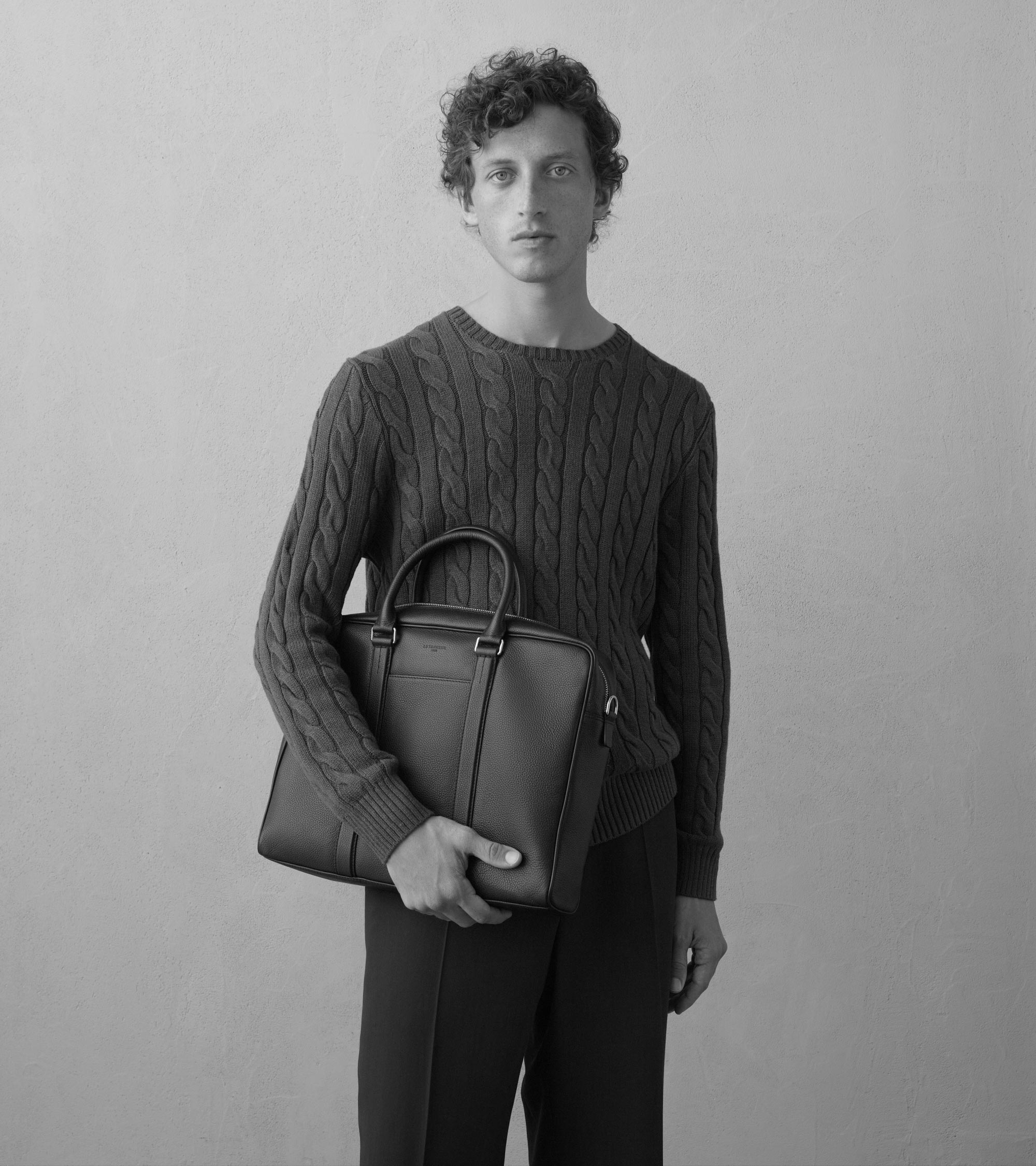 Charles 17" briefcase in grained leather medium size