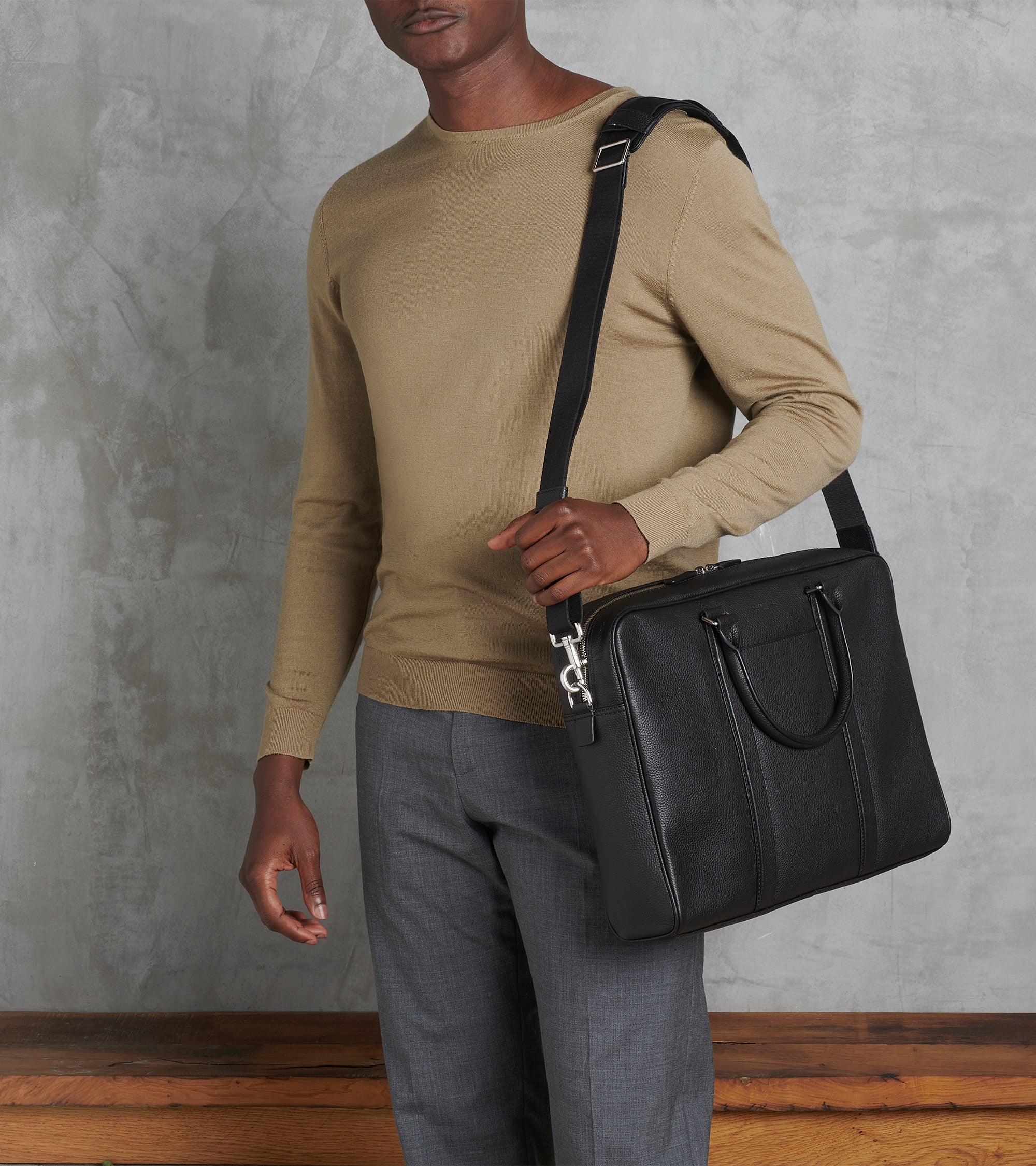 Charles 15" briefcase in grained leather large size