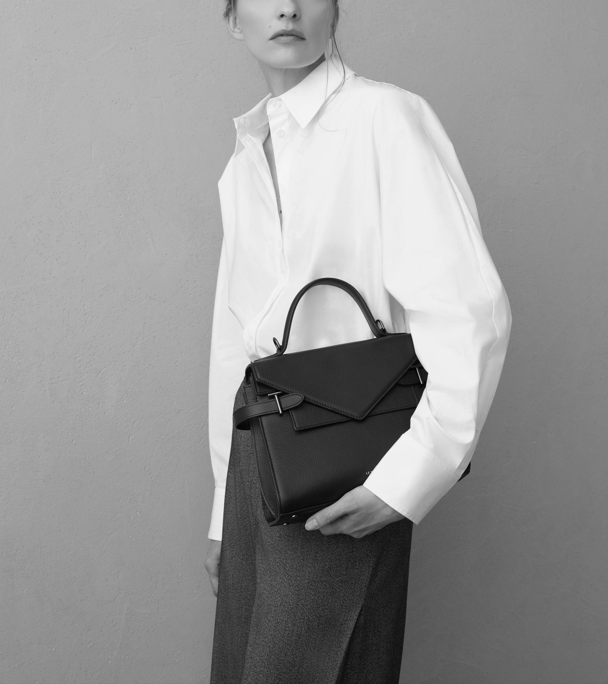 Emilie medium double flap handbag model in grained leather