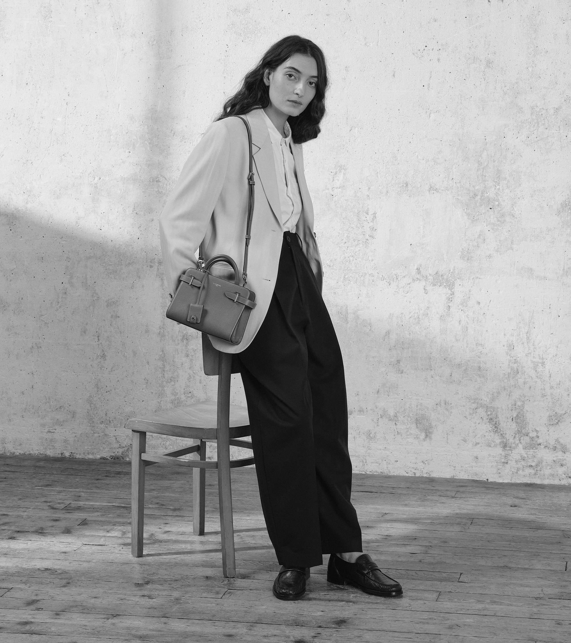 Emilie small handbag in pebbled leather