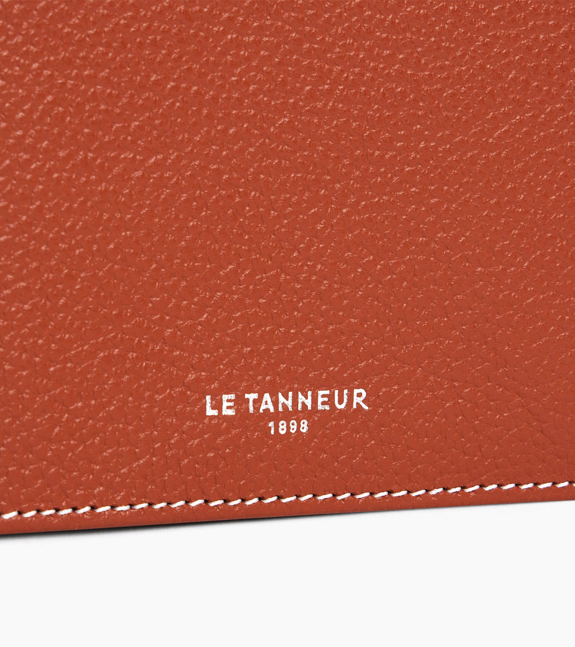 Emile flap wallet with 2 gussets in pebbled leather