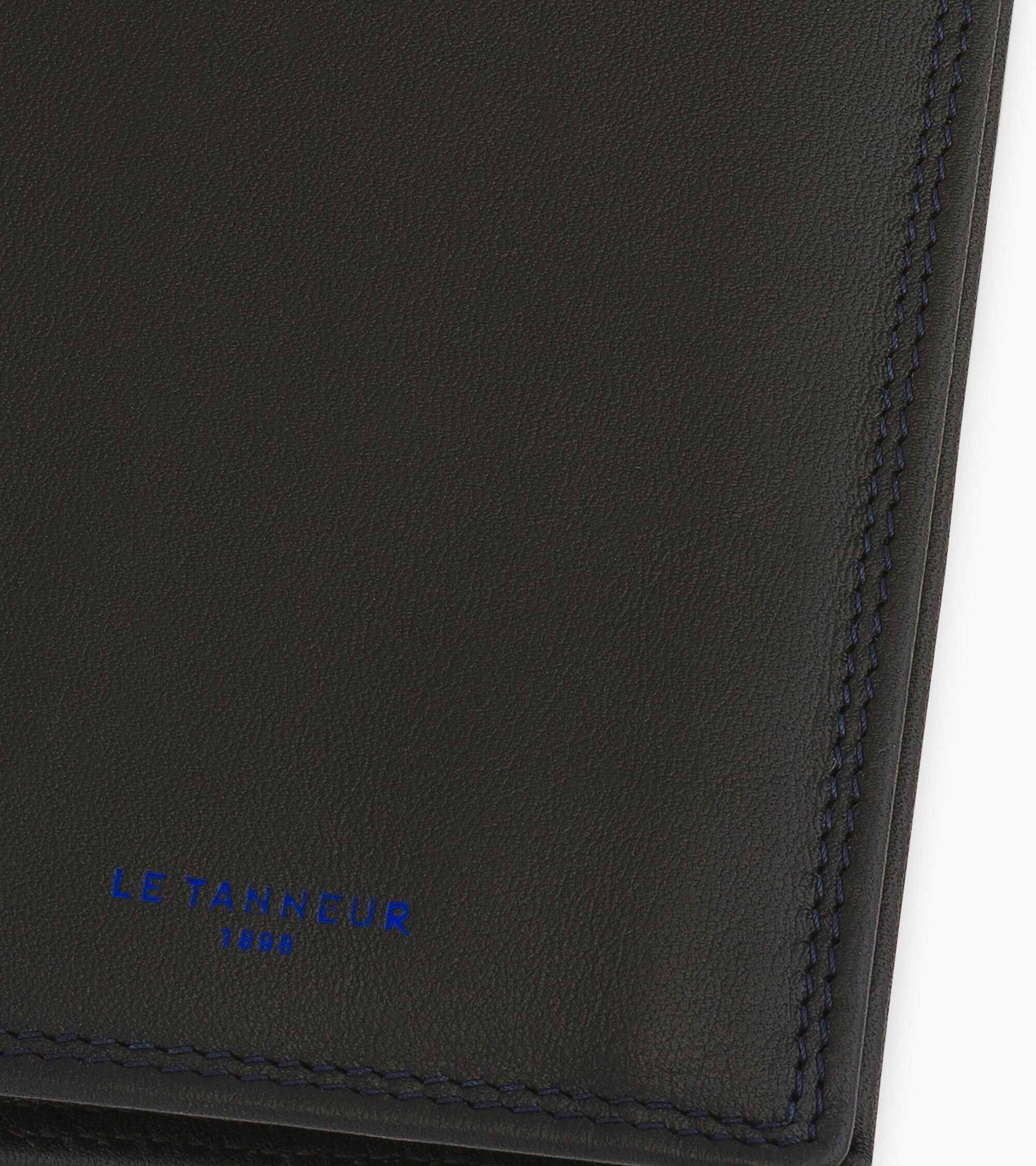 Zipped pocket and 2 shutters Martin smooth leather wallet