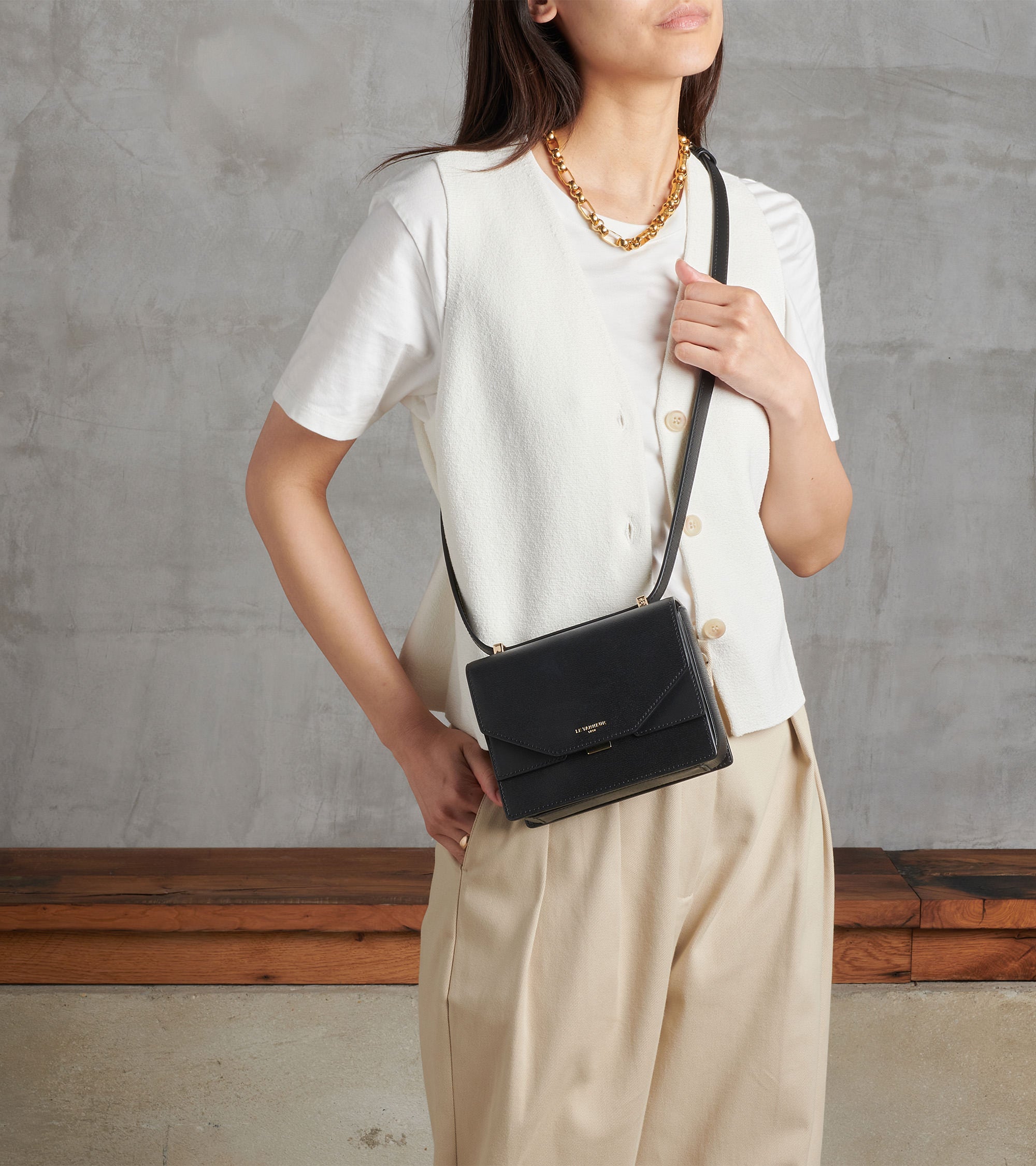 Naya mini cork effect leather shoulder bag