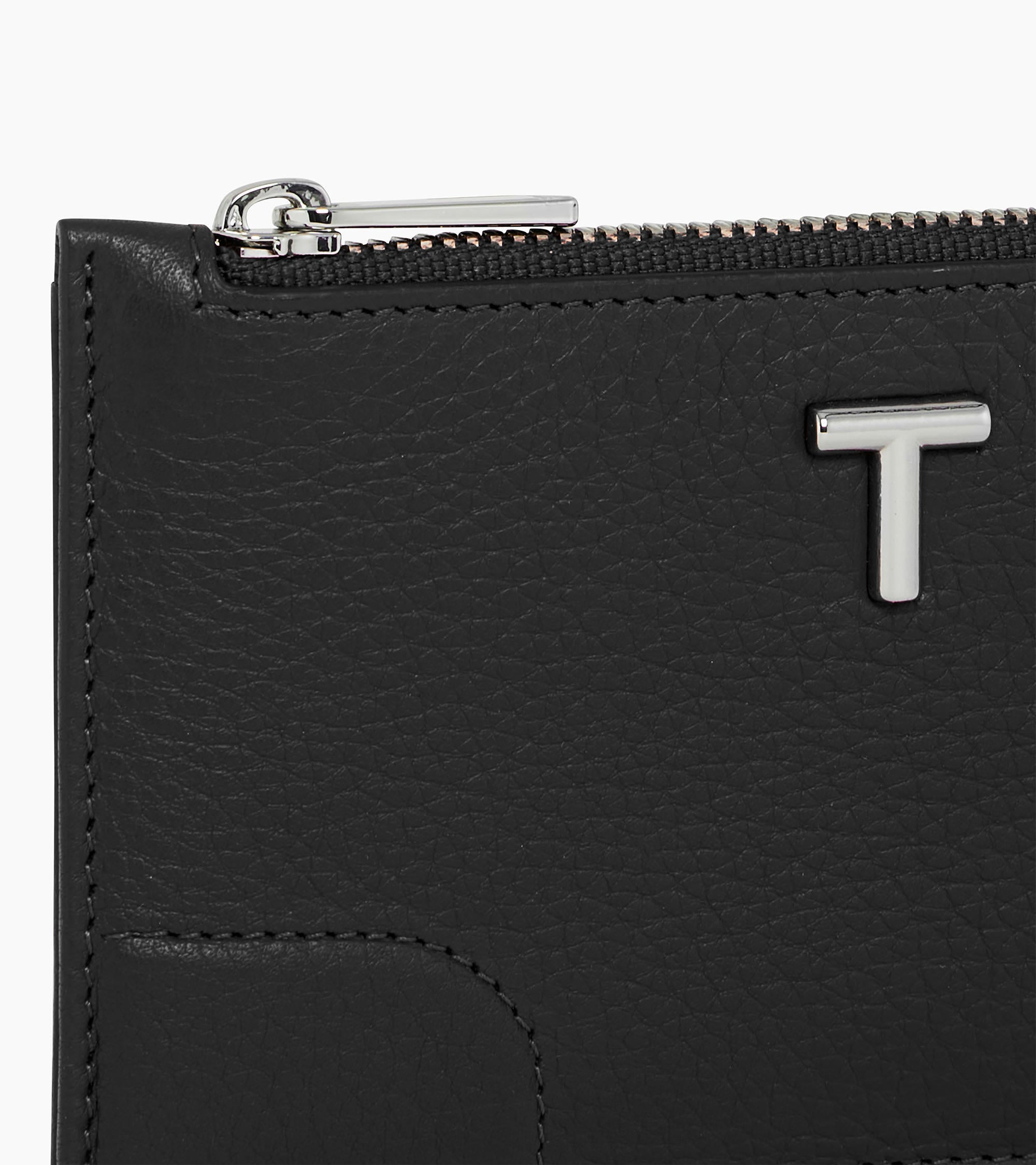 Romy zipped card case in pebbled leather