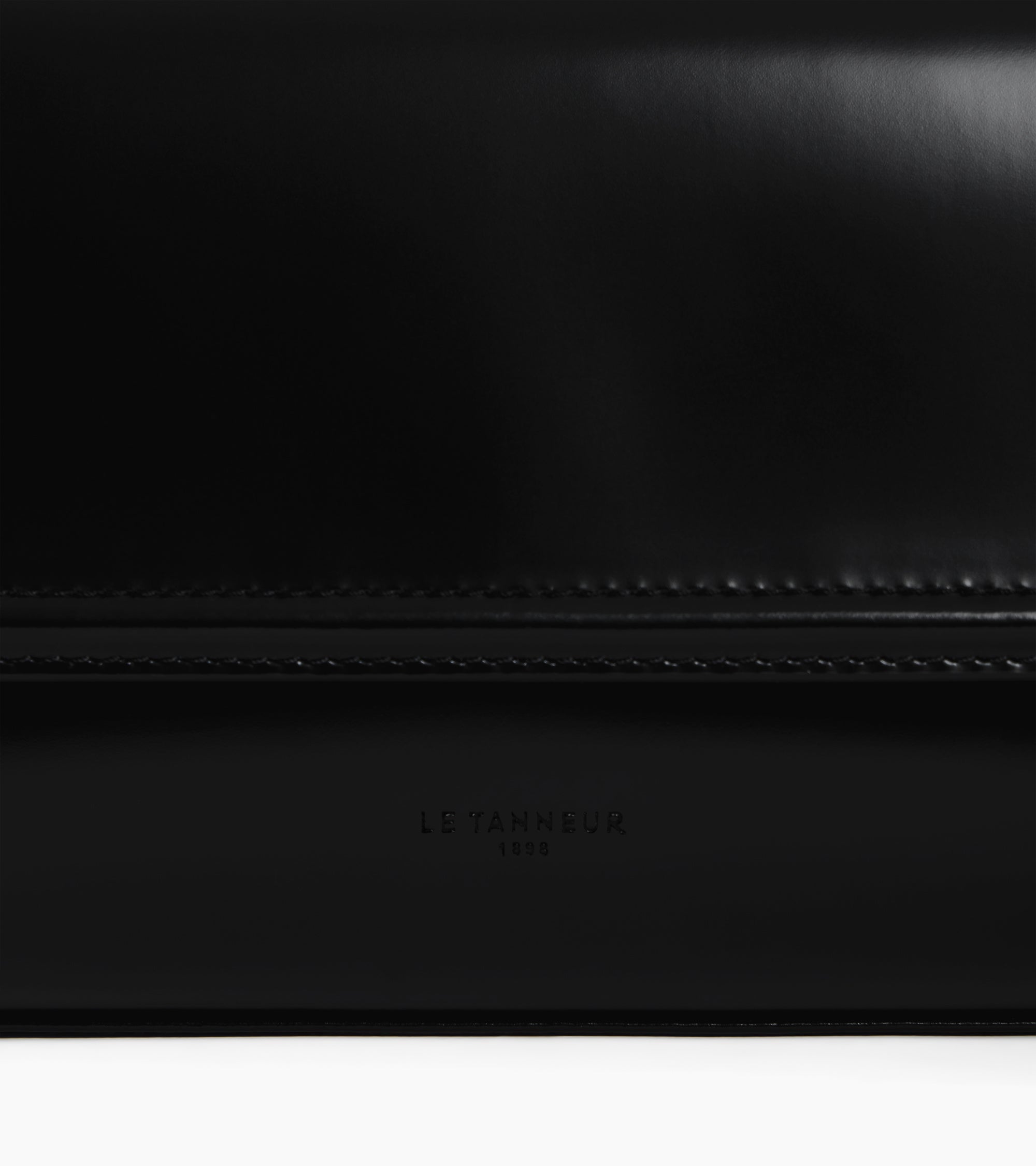 Solaise medium shoulder bag in smooth leather box-effect