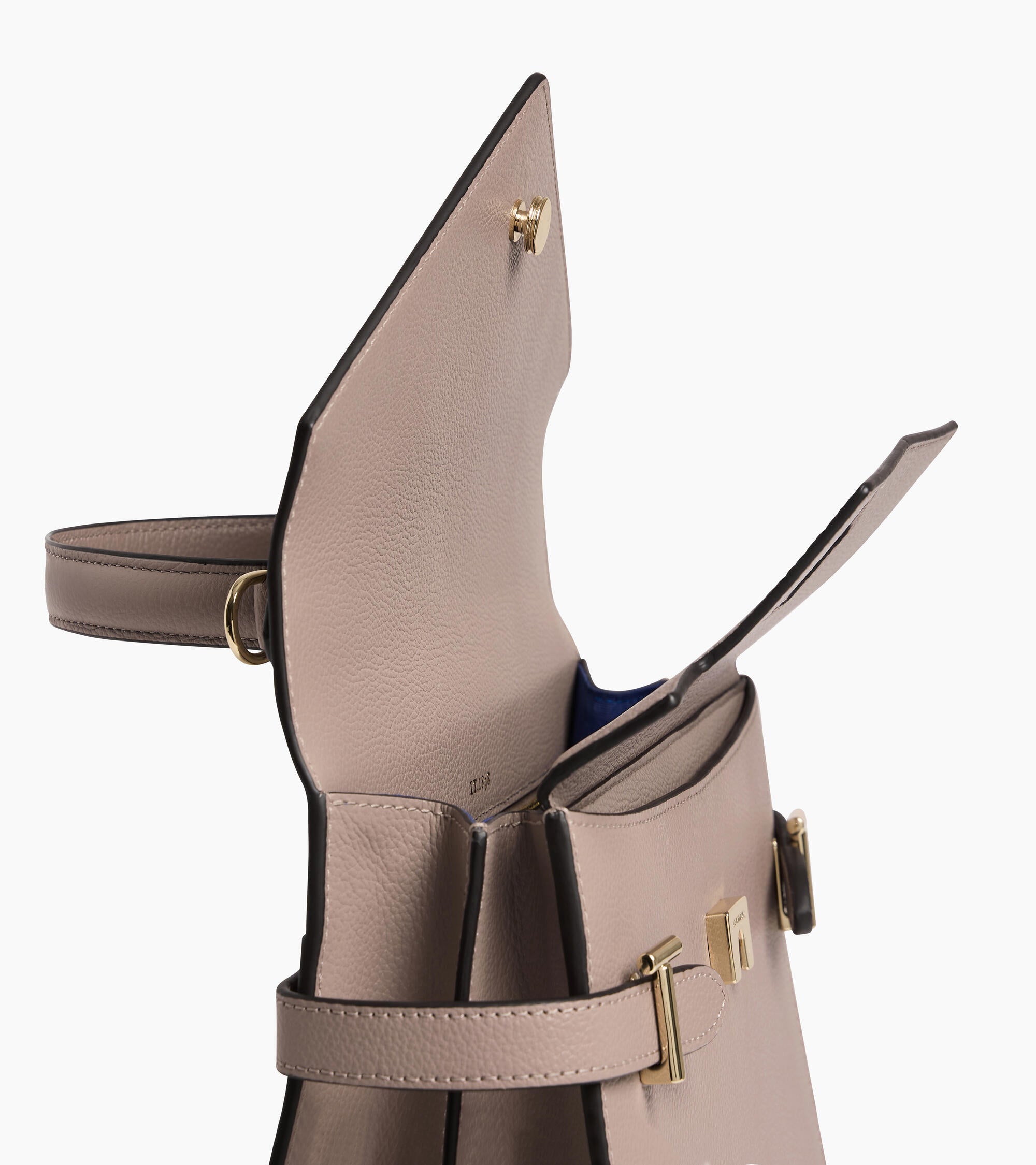 Mittelgroße Handtasche Emilie aus genarbtem Leder mit Doppelklappe