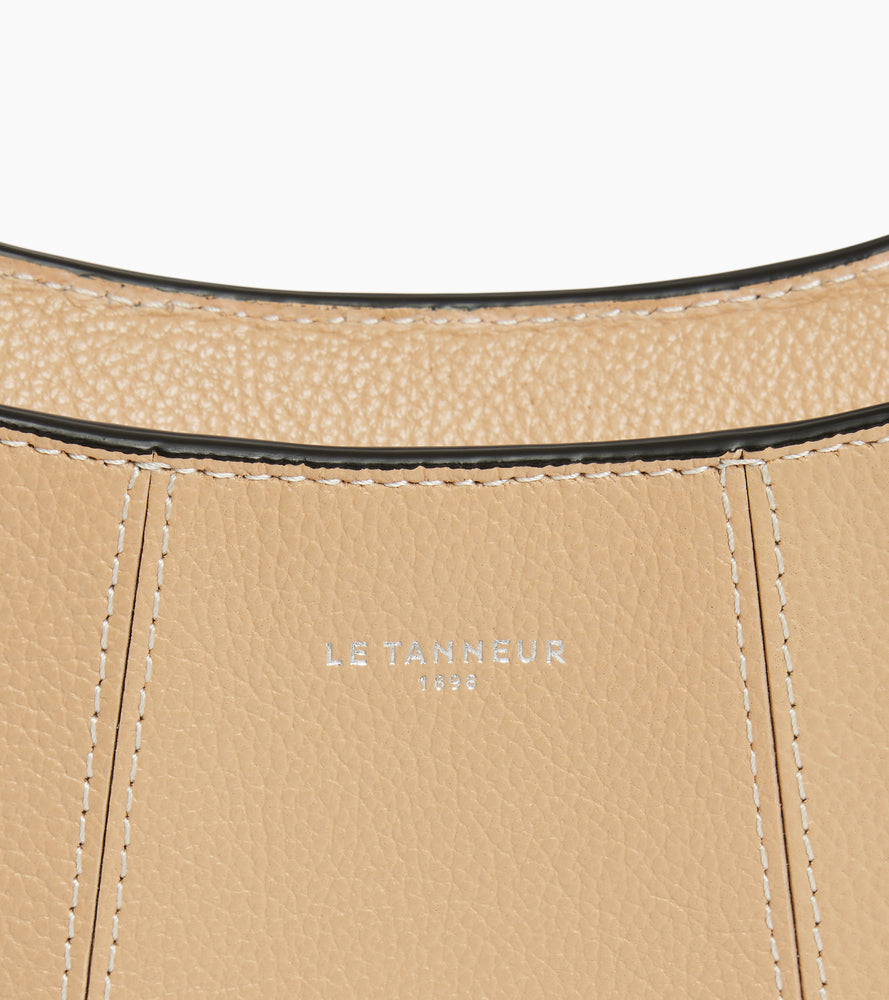 Petit sac demi-lune Juliette en cuir grainé